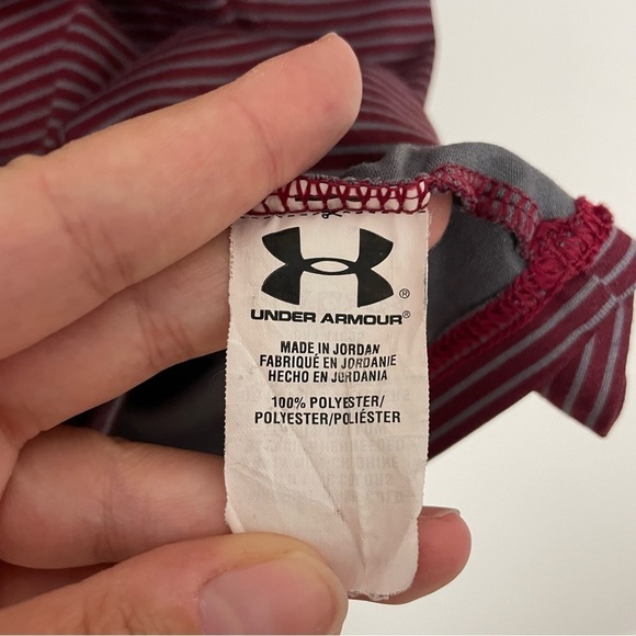 [Under Armour] Men's Burgundy Red & Gray Striped Breathable Short Sleeve T-shirt - Picture 4 of 6